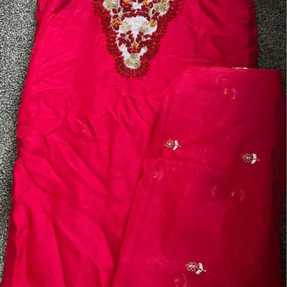 Party Wear Suit - Picture 2 of 2